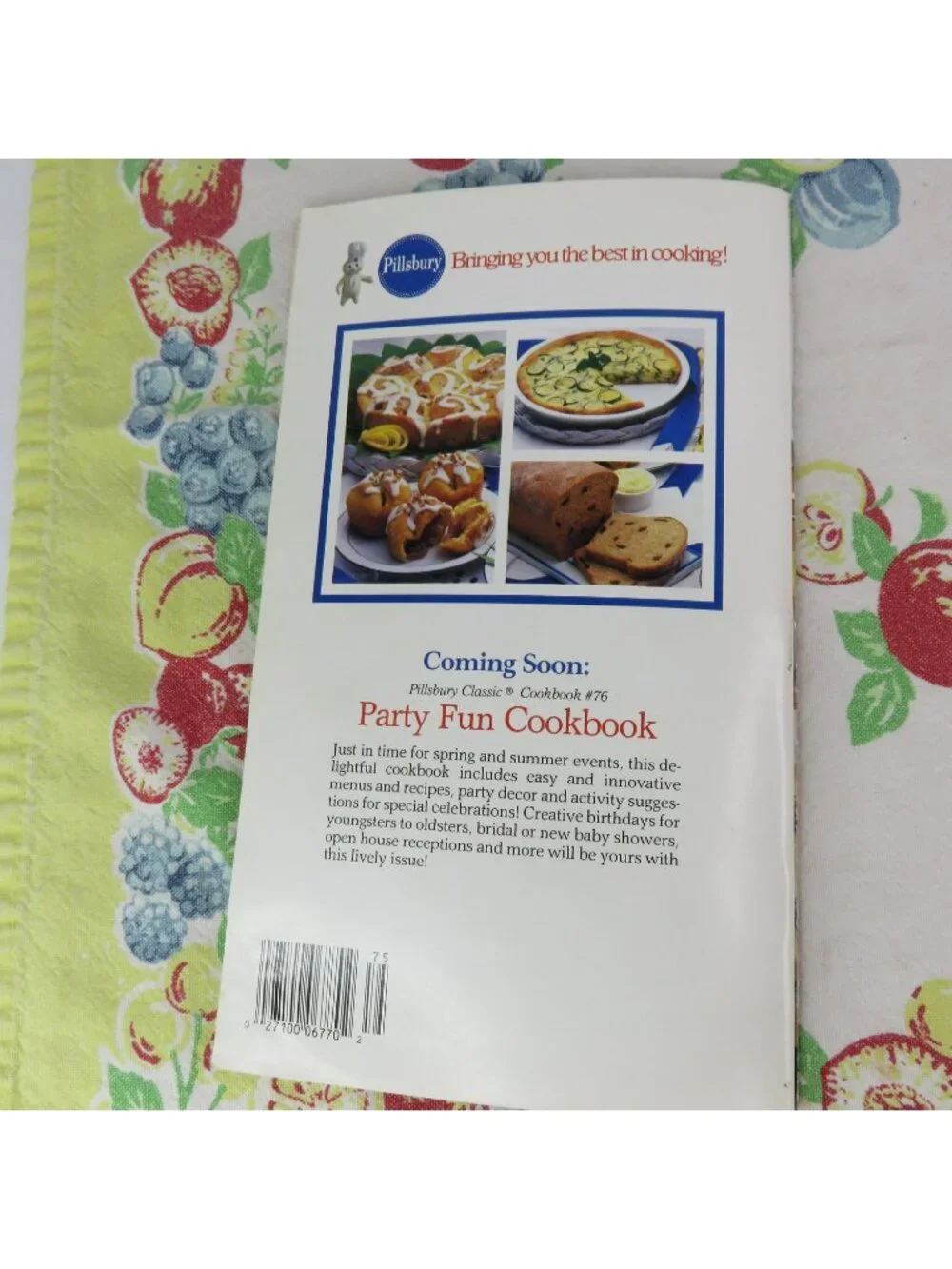 Pillsbury 100 Prize Winning Bake Off Recipes 1987 Winners from Contests 1-32